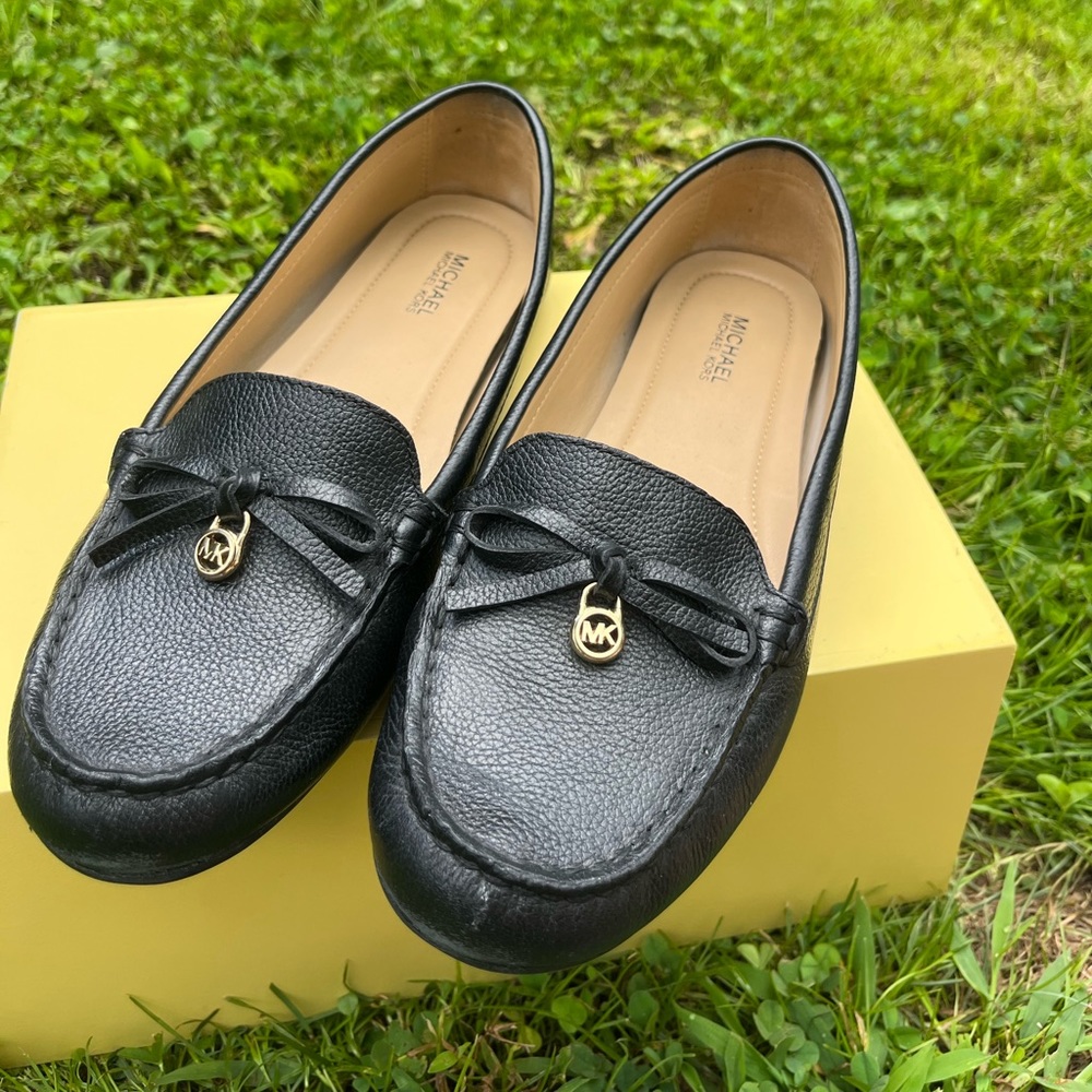 Michael Kors Flats